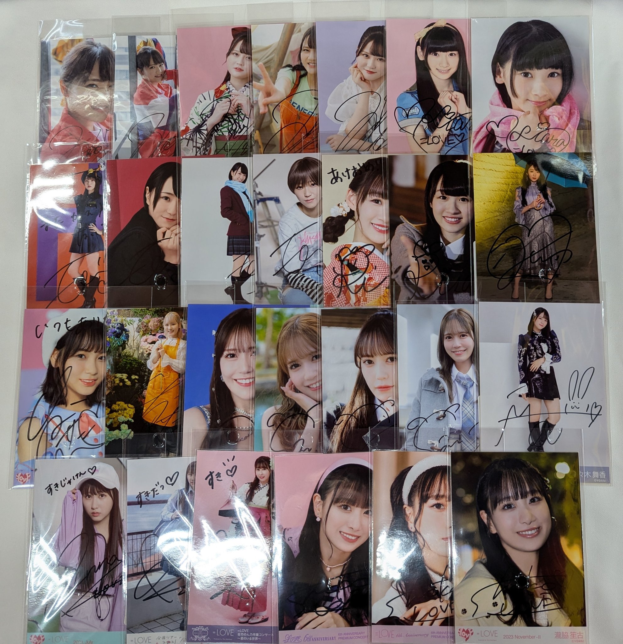 少女時代　メンバー全員(9名)直筆サイン入り　カレンダー　非売品　グッネチキン まんだらけ小倉店＊女の子アイドル＊ on X: 