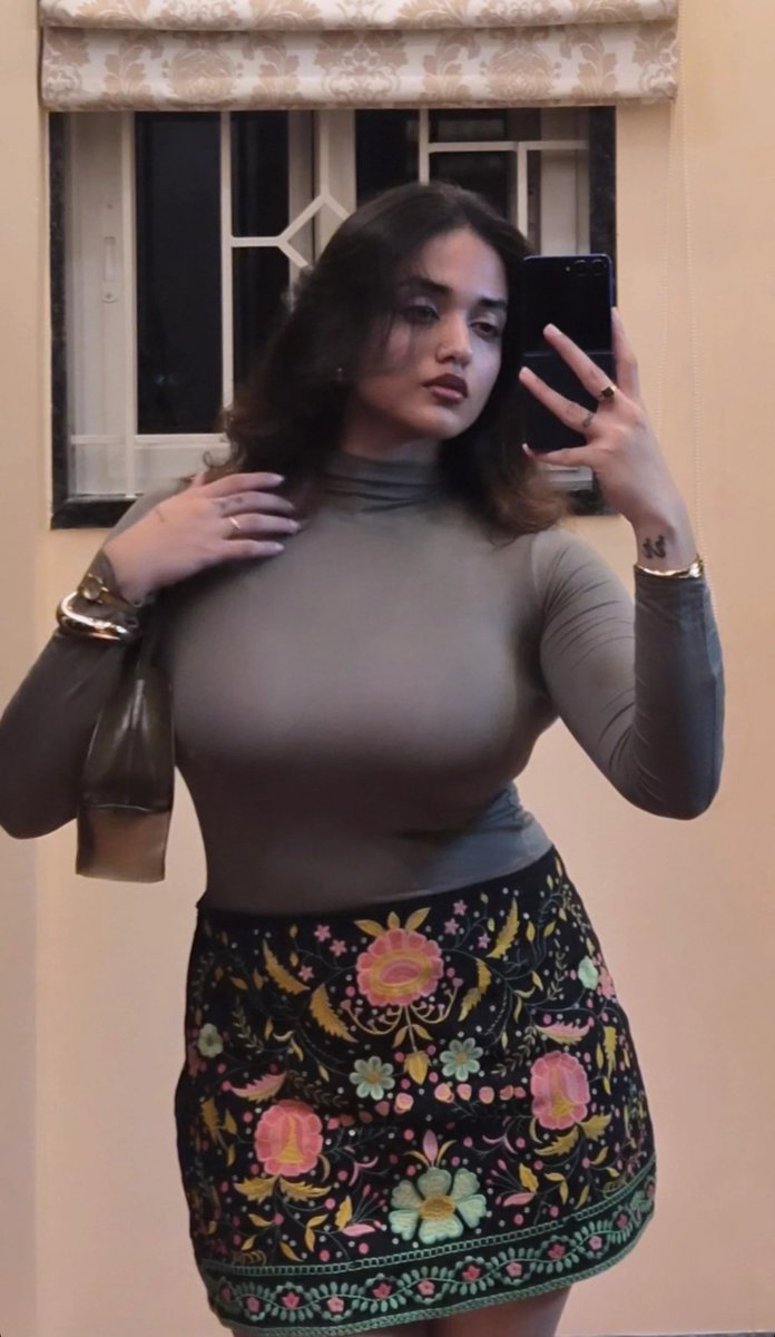 GxPJcGCaIAMO2SC?format=jpg&name=medium