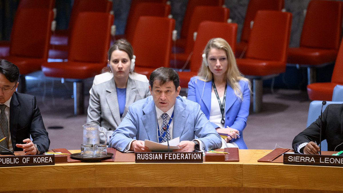 RussiaUN's tweet image. #Polyanskiy: We are not seeking to destroy #Ukraine, its culture or its identity. We would like Ukrainian &amp;amp; Russian cultures coexist in this country, as it used to be for decades without any problems or conflicts.

🔗is.gd/ItWuFT