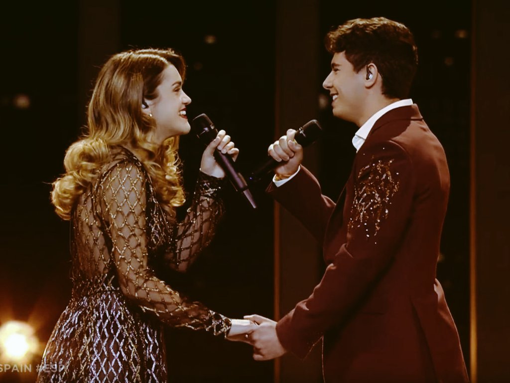 cremalanit91's tweet photo. Mis SUPERESTRELLAS 💖🌟 #almaia 💏 https://t.co/IU8QjNFuvk