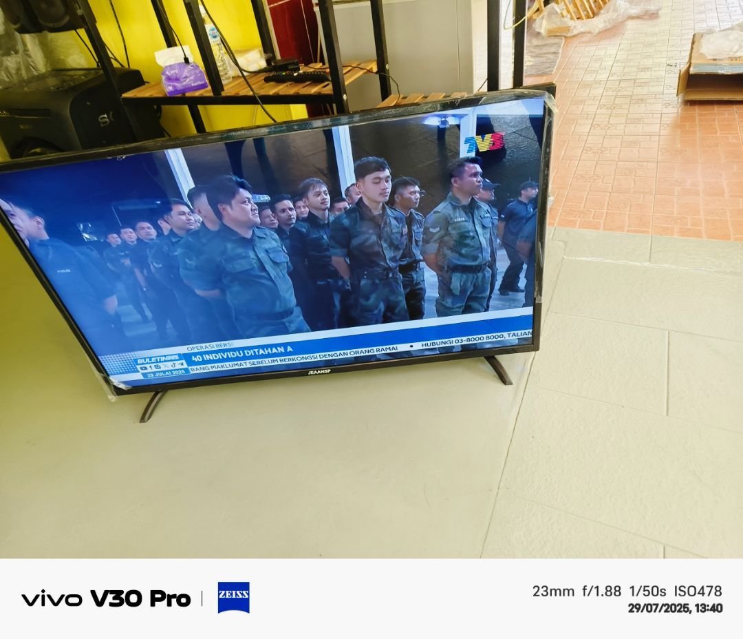 JEAANSP_TV's tweet image. Tv sampai dgn selamat.terima kasih seller.setakat ni ok xde rosak apa2
#Importandexporttrade #smarttv 
#32H55-ZY MR 950
#https://jeaansp.com/