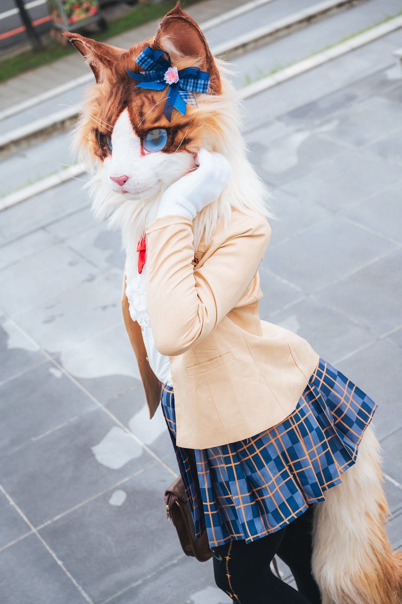 放課後的週五是燒肉之夜🐱🍴

📷<a href="/loniceradc66/">獸迷二兵🔜2025 Infurnity</a> 
#FursuitFriday