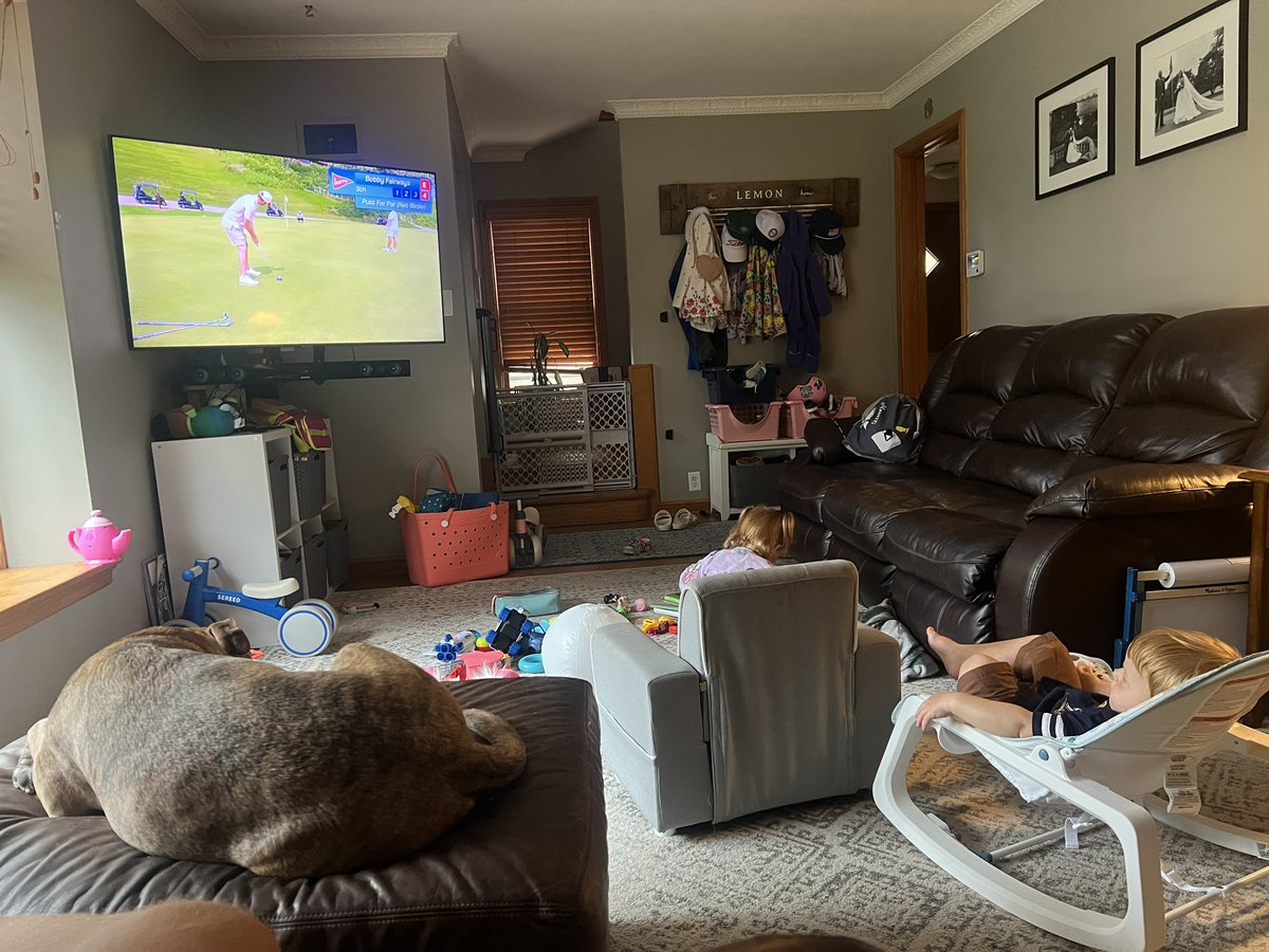 PALJR82's tweet photo. My almost 2 year old sat down today, watched about 10 minutes of @bobdoessports with me and then proceeded to have a @Cutsysays meltdown when it was time for bed. It was like he failed trying to hit out of a sand trap multiple times. Made me one proud Papa. https://t.co/upieWrUe9j