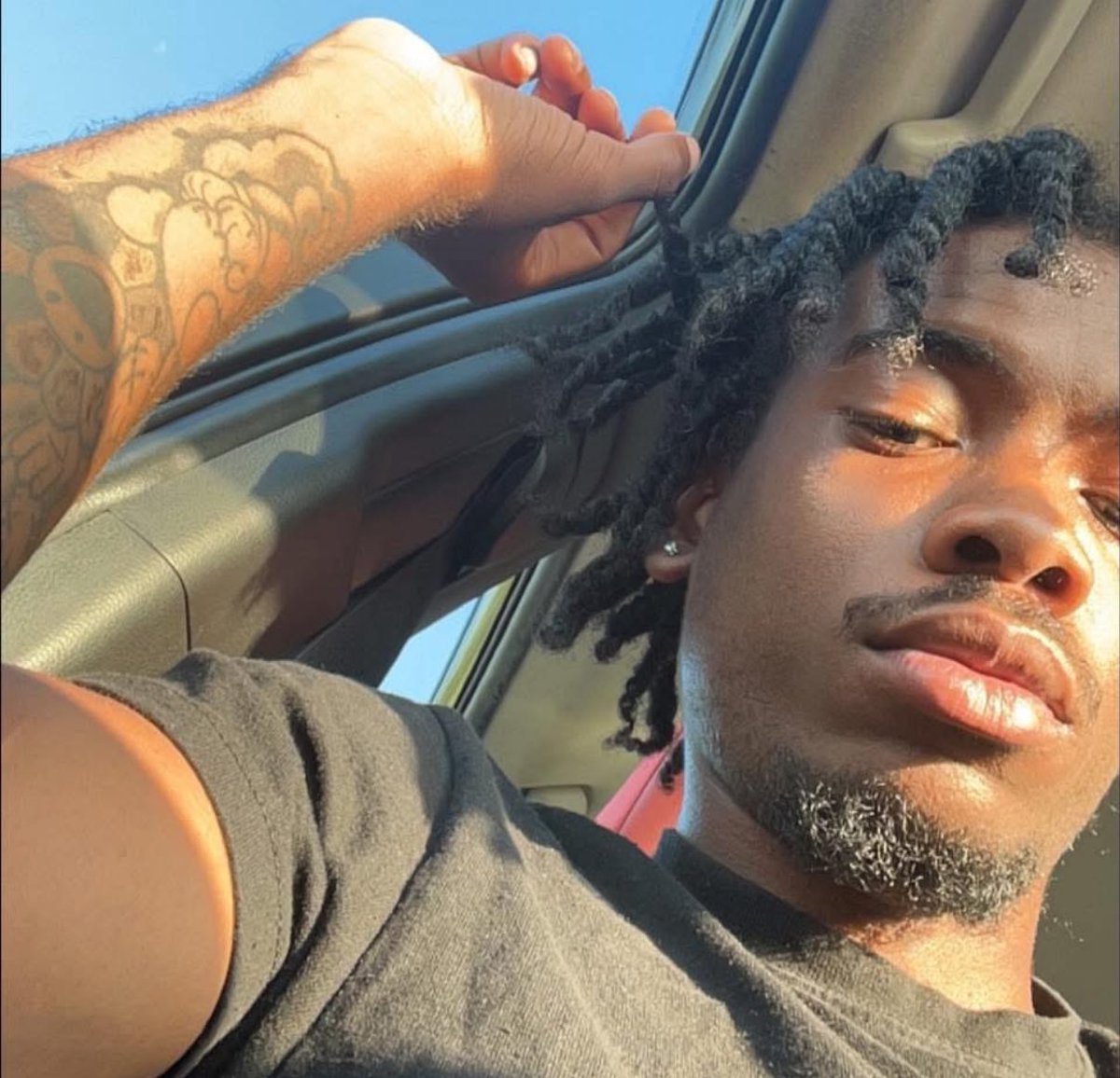 jamour545's tweet image. 🤾🏿‍♂️