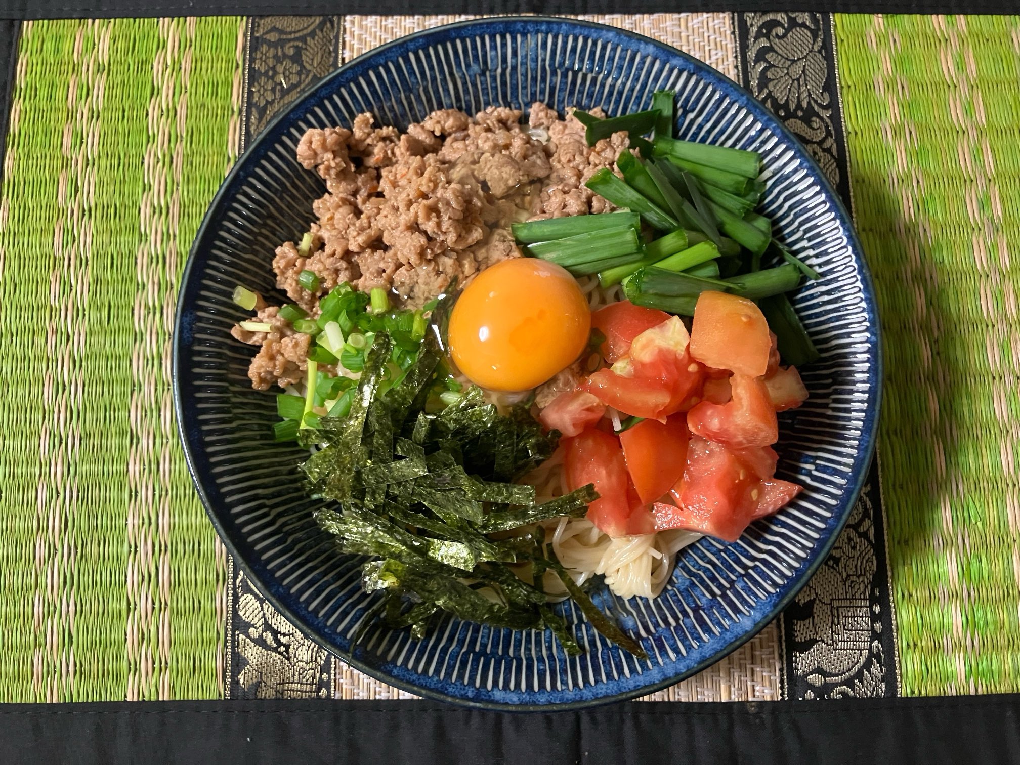 ロコモコ風そぼろ丼 - Search / X