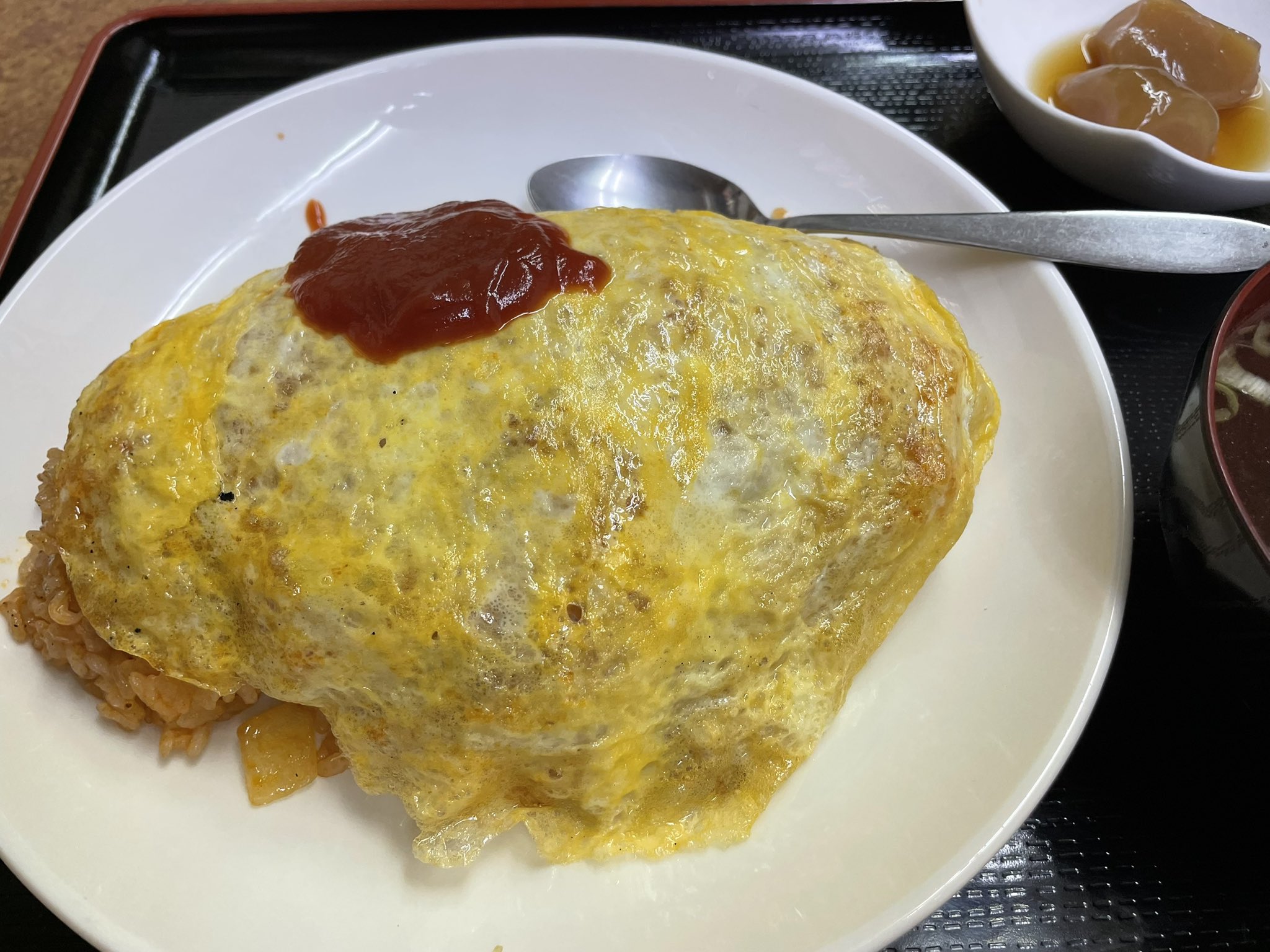 オムライス 足立区】オムライス専門店で、ふわふわオムライスを堪能してきた