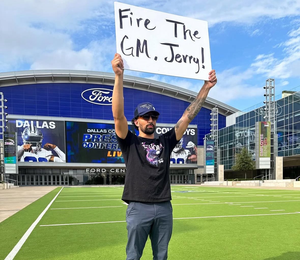 jtuck151's tweet image. Thanks for Pickens, but the movement remains the same