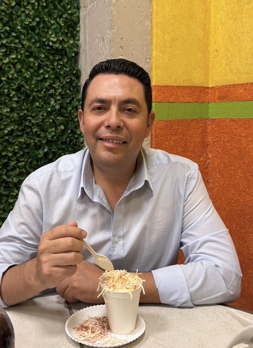 ¡Un elotito pa ‘ cenar, raza! 🌽

#noches 
#jueves 
#esquites 
#Durango