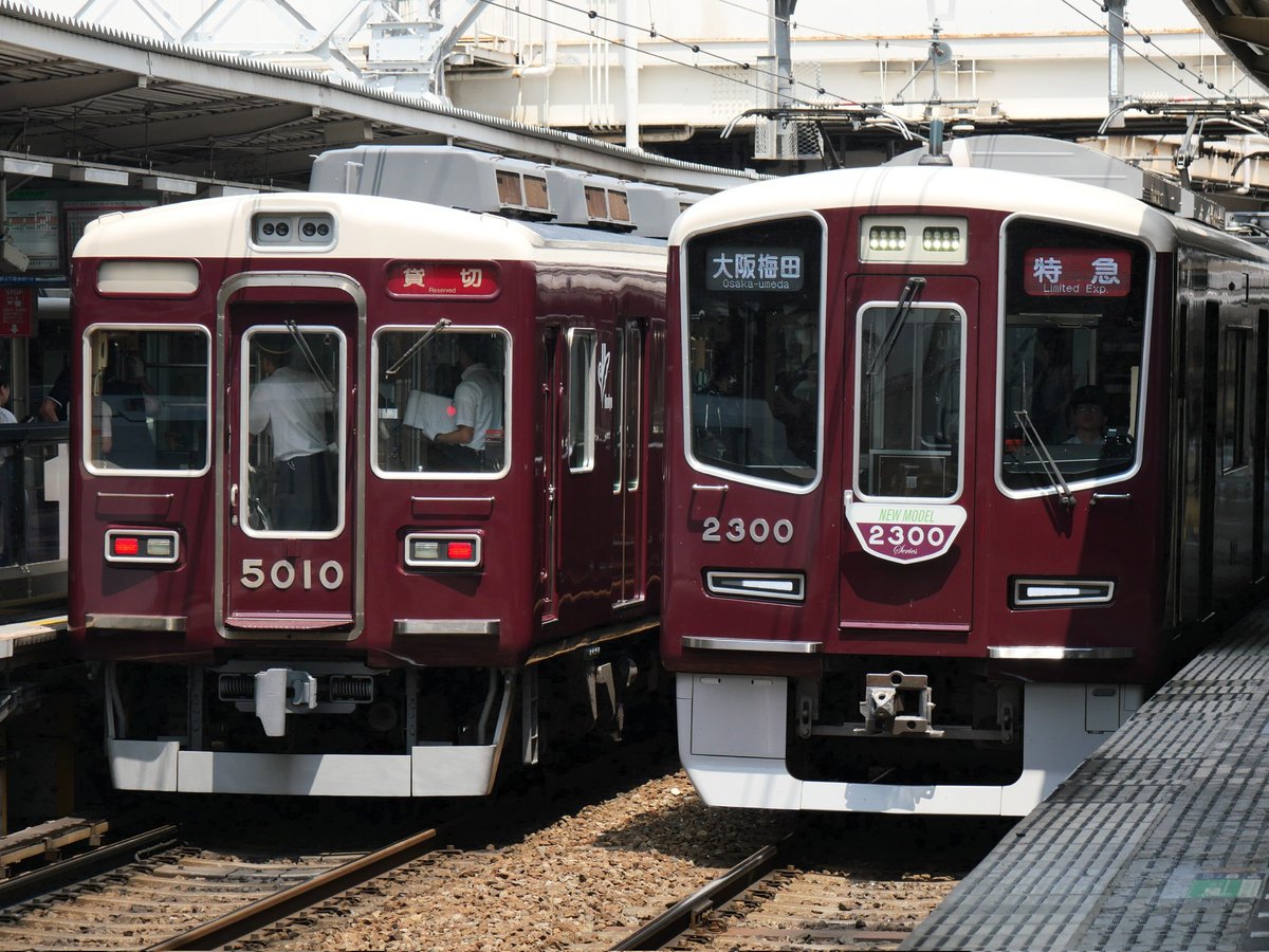 GoBMWM320i's tweet photo. 5010f団臨撮ってきました～！
2300fや7002fとの絡みも撮れたし満足！
#5010f #阪急 #団体臨時 https://t.co/PXDeBD8Eu5