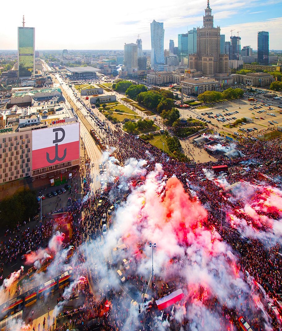 Paweł Białczak (@pawe59070384) on Twitter photo 1 sierpnia 1944 r. - godzina W.
Pamiętamy 🇵🇱🇵🇱🇵🇱✌️✌️ 1 sierpnia 1944 r. - godzina W.
Pamiętamy 🇵🇱🇵🇱🇵🇱✌️✌️