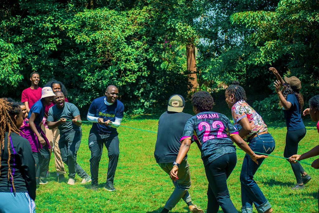 OkowaNashon's tweet photo. LAST SATURDAY had lots of fun with some of the past and current #NOMP mentees. Non nobis solum nati sumus. https://t.co/tqDsvVKelO