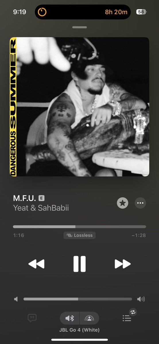 codecrxstian's tweet image. WHY YEAT RAPPING LIKE HIS LIFE ON THE LINE 😭😭😭😭🔥🔥🔥🔥🔥🔥