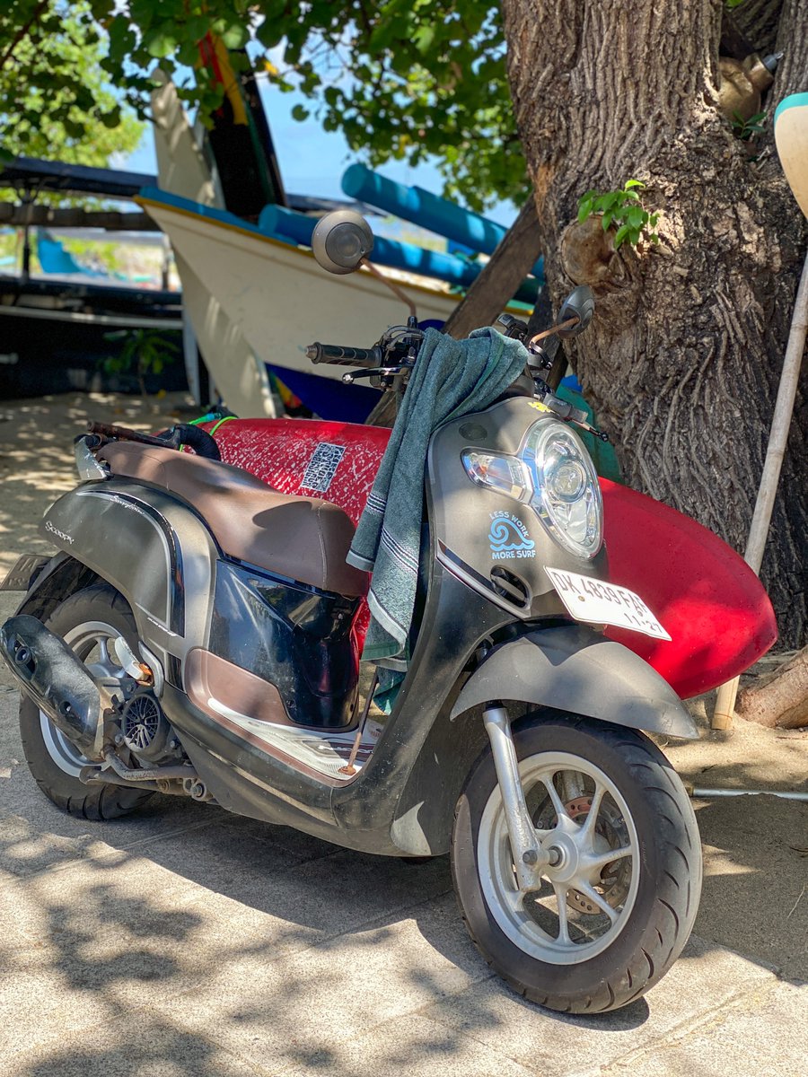 サーフィン
→ビンタンビール

#balibagus 
#bali #surftrip #surfing #airportreef
#バリ #サーフトリップ #サーフィン #エアポートリーフ