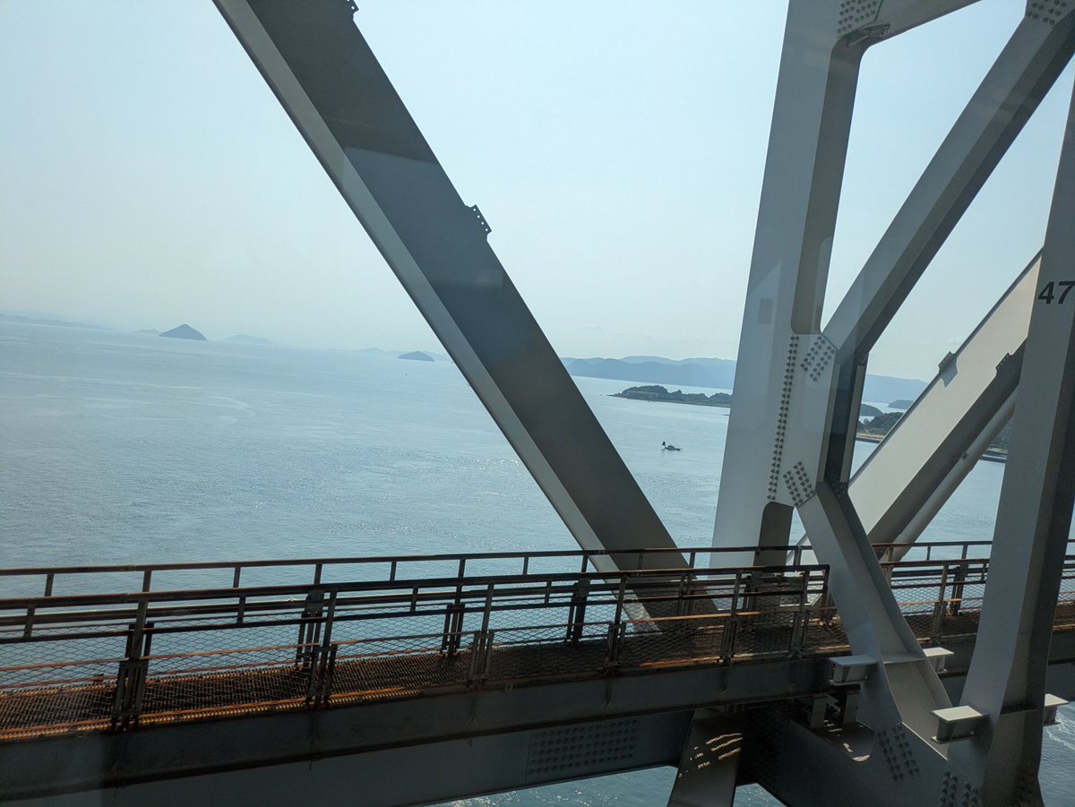 tunamayois's tweet photo. 日帰りやけど初香川ー天空の鳥居めっちゃ景色良かった https://t.co/PAOeqhLJN6