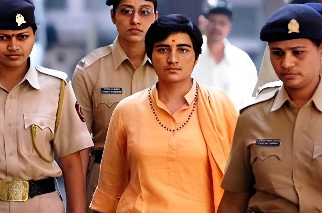 *भगवा पर आरोप, सेना पर संदेह- कांग्रेस का राष्ट्र के साथ विश्वासघात*
 
इस गहरी साजिश का अगला चरण और भी क्रूर था। सेना की खुफिया इकाई में तैनात लेफ्टिनेंट कर्नल श्रीकांत पुरोहित, जो आतंकी संगठनों में घुसपैठ कर राष्ट्रहित में काम कर रहे थे। उन्हें ही 'हिंदू आतंकी' बनाकर जेल में डाल