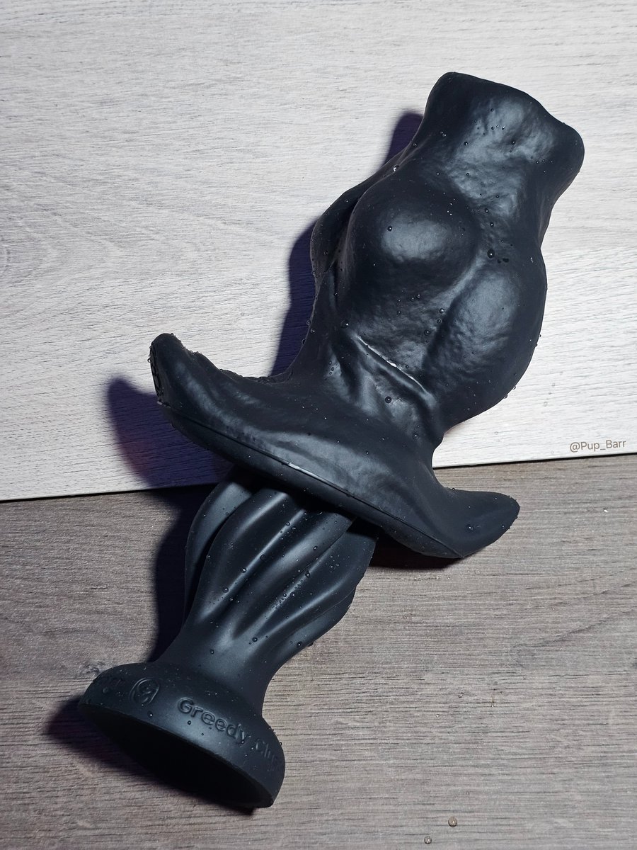 好久不見 應該沒有人想我吧
-
沉澱了一下自己的心
畢竟要先療癒自己 
才能療癒他人
-
最近呢 買了個酷東西
黑色的 紋理很有質感
-
<a href="/GreedyCluster/">Greedy Cluster Toys ©</a>  | 中空肛塞組合 
中空馬 L 8.1cm + 旋風 M 6.0cm
-
在 <a href="/GC_Republic/">GC俱乐部</a> 淘寶買的
下週來發個使用影片吧