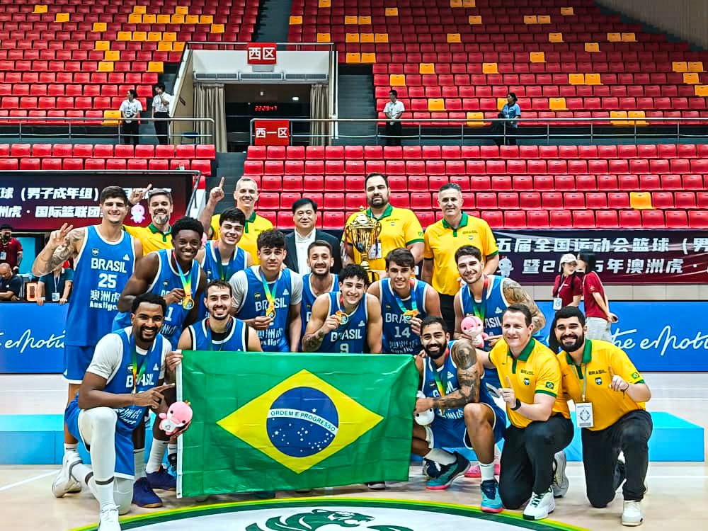 China 2025!
Sempre um orgulho imenso em representar essa camiseta! Dias que ficaram marcados com esse grupo de pessoas tão especial. 🇨🇳🇧🇷💯