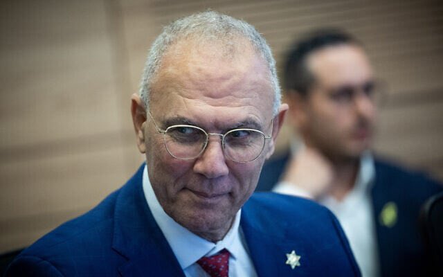 لماذا لم يتحدث اعلام دول "التطبيع "عن حادثة "البار "الذي أهان فيها السفير الاسرائيليcheely "الإمارات ".