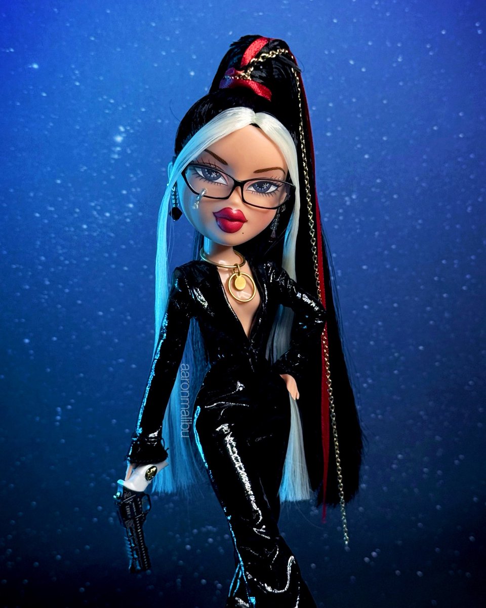 Stylin’ Jade is so Bayonetta ✨