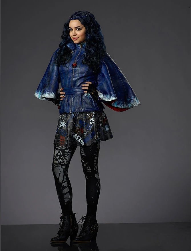 JonnyLeTran5's tweet image. Sofia Carson as Evie in Descendants 😍 #SofiaCarson #Evie #Descendants #beautiful