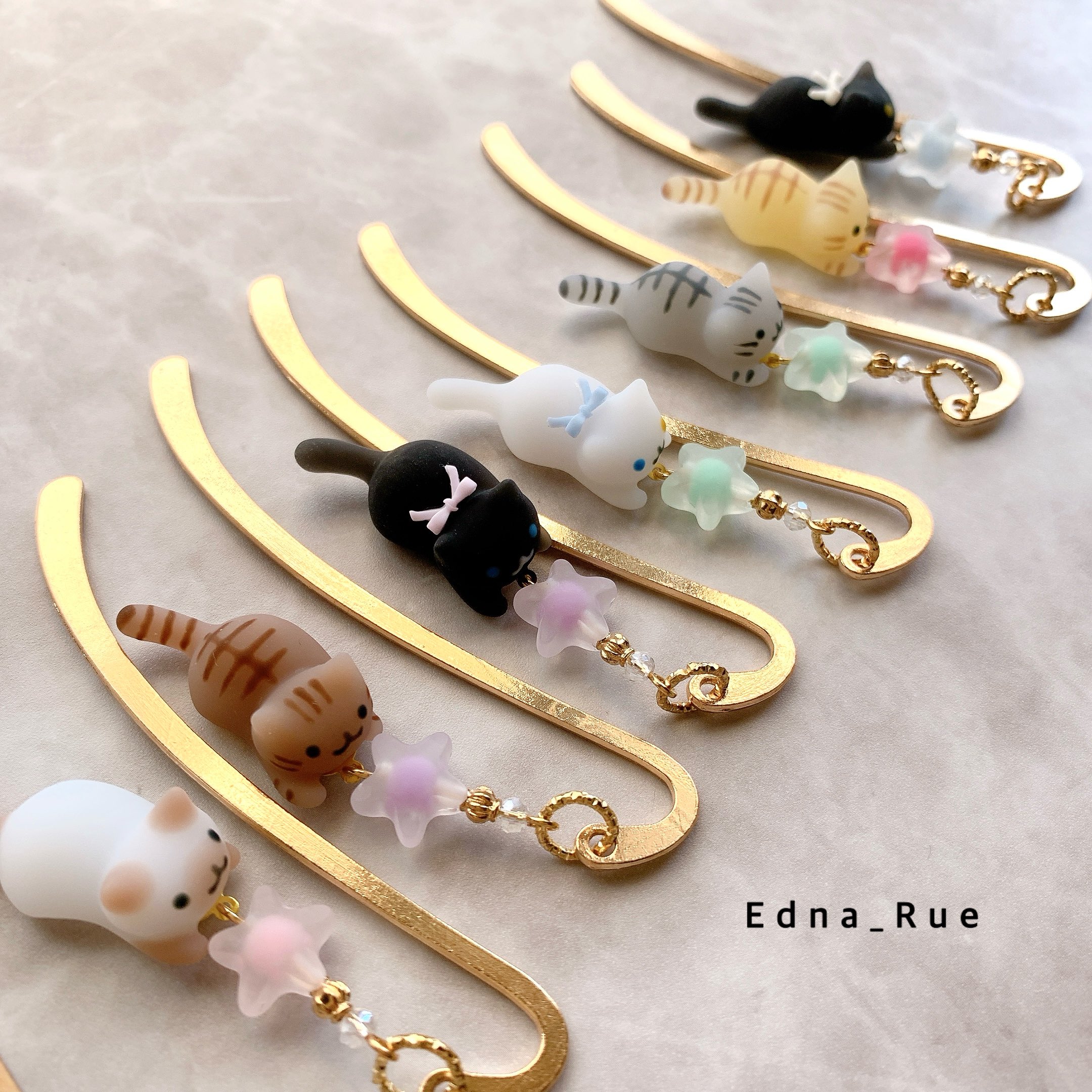 メルカリで24時間以内に売れなければ300円　「みんな待ってる花猫ニャンコ」 メルカリで24時間以内に売れなければ300円 「みんな待ってる花猫