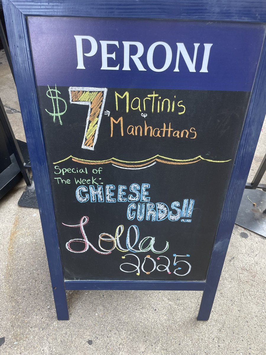 I saw this earlier at the Pizano’s on Madison just west of Michigan Ave.  #whycharge?