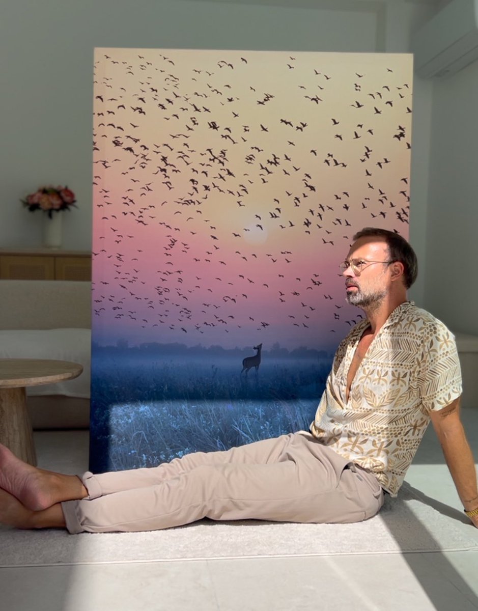 GM ☀️ it’s amazing to see the interest in NFTs rising again, isn’t it?

Today I will put my new 1/1 and very first hand paint-finished artwork in auction. Maybe it finds some, maybe it stays with me. I love this piece a lot, so I’m also happy if it stays with me.