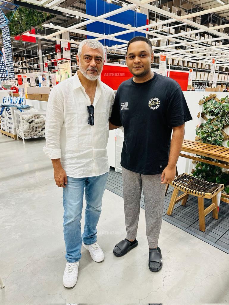 AjithAzar (@ajithazar25) on Twitter photo Latest Pic Of #Ajith Sir 😍
#AjithKumar #AK64 <a href="/AjithAzar25/">♠️ AjithAzar ♠️</a> <a href="/dheenaiyakam/">Kovai Dheena Ajith Welfare Association</a> <a href="/AkTeamOnline/">AJITHKUMAR TEAM ONLINE</a> Latest Pic Of #Ajith Sir 😍
#AjithKumar #AK64 <a href="/AjithAzar25/">♠️ AjithAzar ♠️</a> <a href="/dheenaiyakam/">Kovai Dheena Ajith Welfare Association</a> <a href="/AkTeamOnline/">AJITHKUMAR TEAM ONLINE</a>