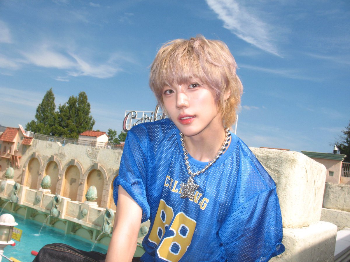 #HAPPYSEONGMINDAY
#토끼의생일을추카해
#크래비티_짱_안성민_생일
 나의 아틀란티스 소년아 항상 사랑해