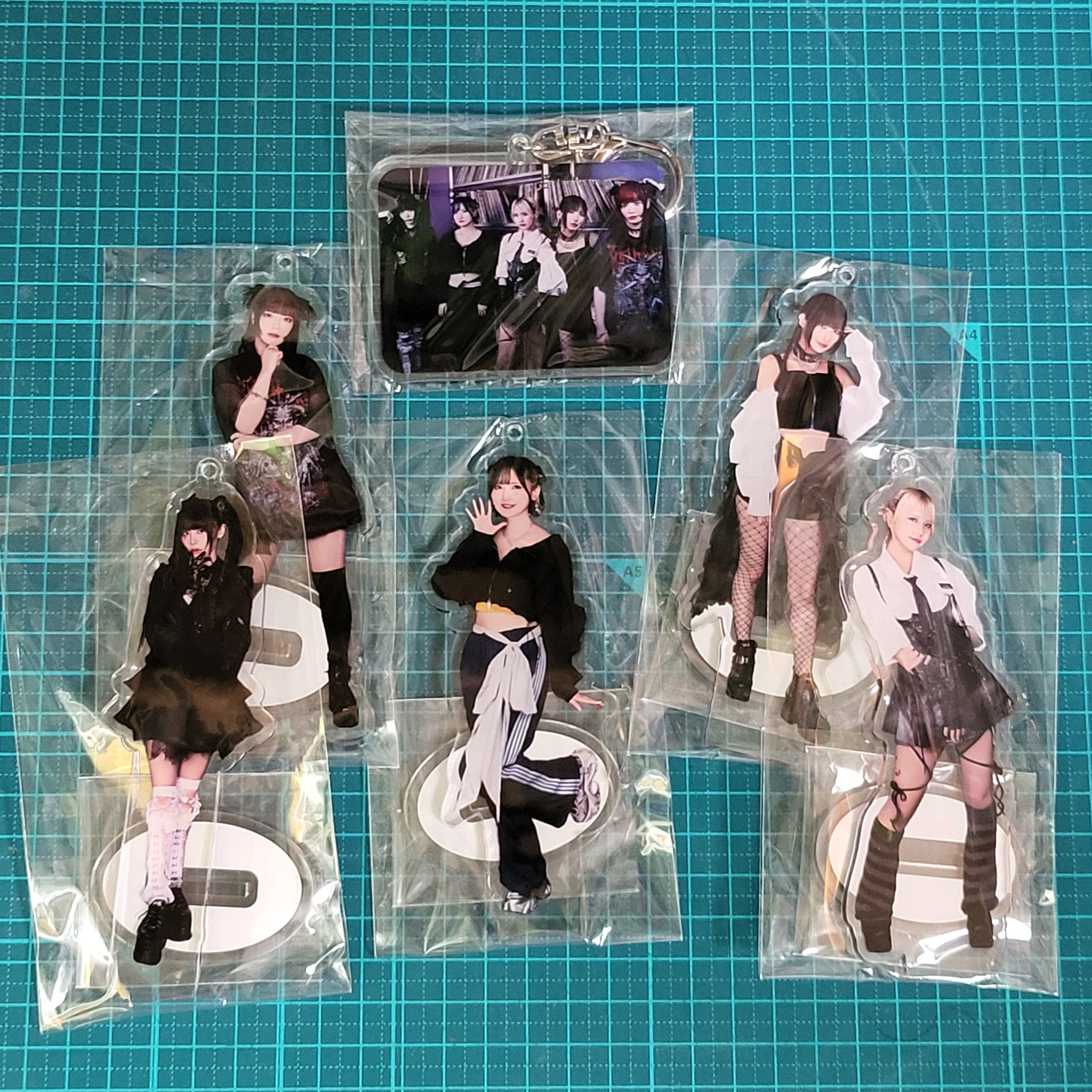 pixelribbon 葉山雫 アクキー 全種まとめ売り 非公式】叶 アクリルキーホルダー - shop - BOOTH