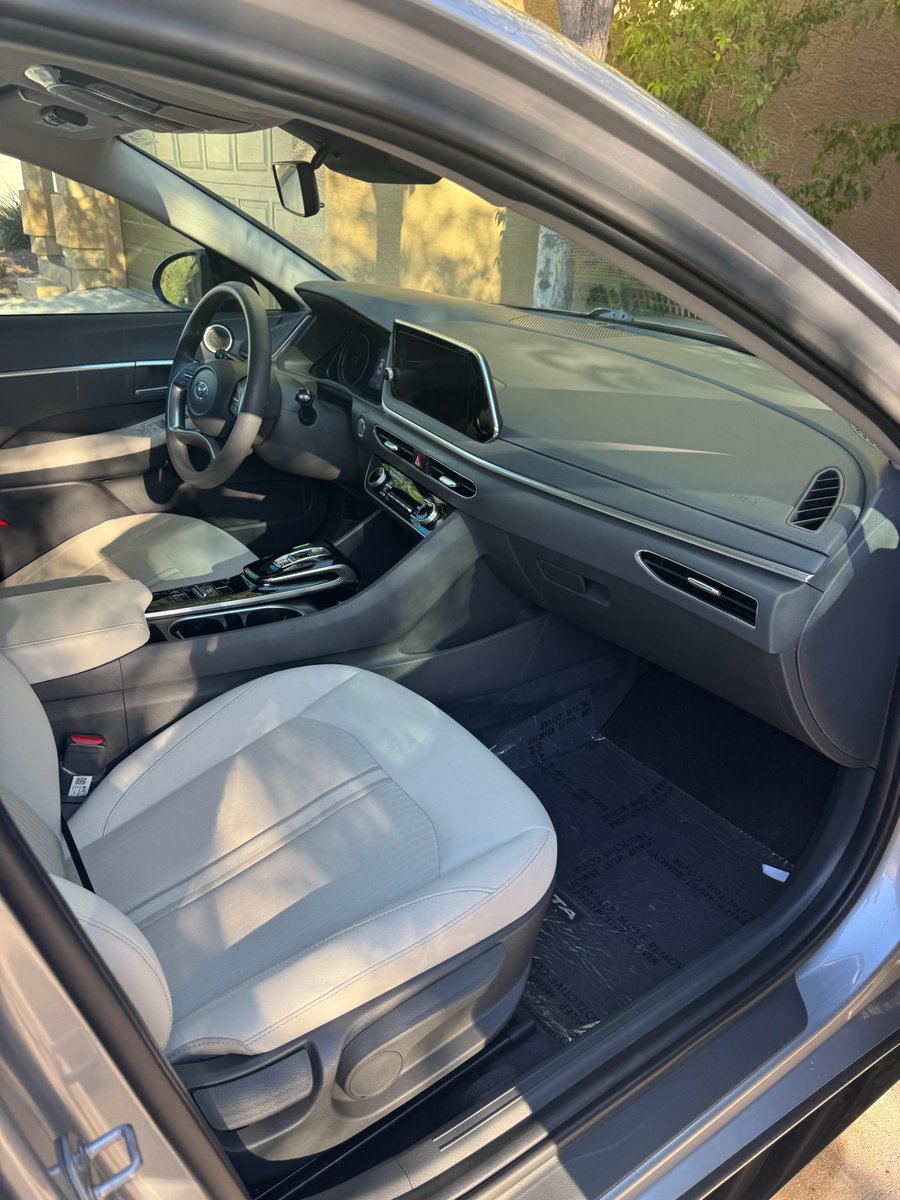 BartlettD42217's tweet image. Just gave this Hyundai Sonata a refresh detail and brought it back to life! 💦

📲 Book your next detail with Bartlett Detail and let’s keep your car looking its best—inside and out. #BartlettDetail #SonataDetail #CarRefresh #HendersonDetailing #LasVegasDetailer #MobileDetailing