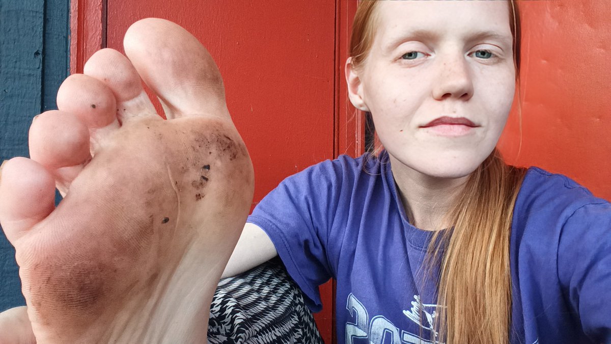 GingerSteps's tweet photo. Was bratty and busy all day so here is my dirty soles from earlier. 
 Enjoy it because I told you to. https://t.co/AUug8XLteS