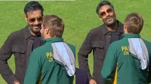 #SonOfSardar2 Is A Pro Pakistani Film Where Ajay Devgn Tries His Best To Clean "Pakistan's Image" By Defaming Our Armed Forces.
There Is Pro Pakistani Dialogues As Well Like "Pakistan Zindabad" And "Pehle To Janani Thi Ab To Pakistani Hai Matlab Poora Bomb "
#AjayDevgn