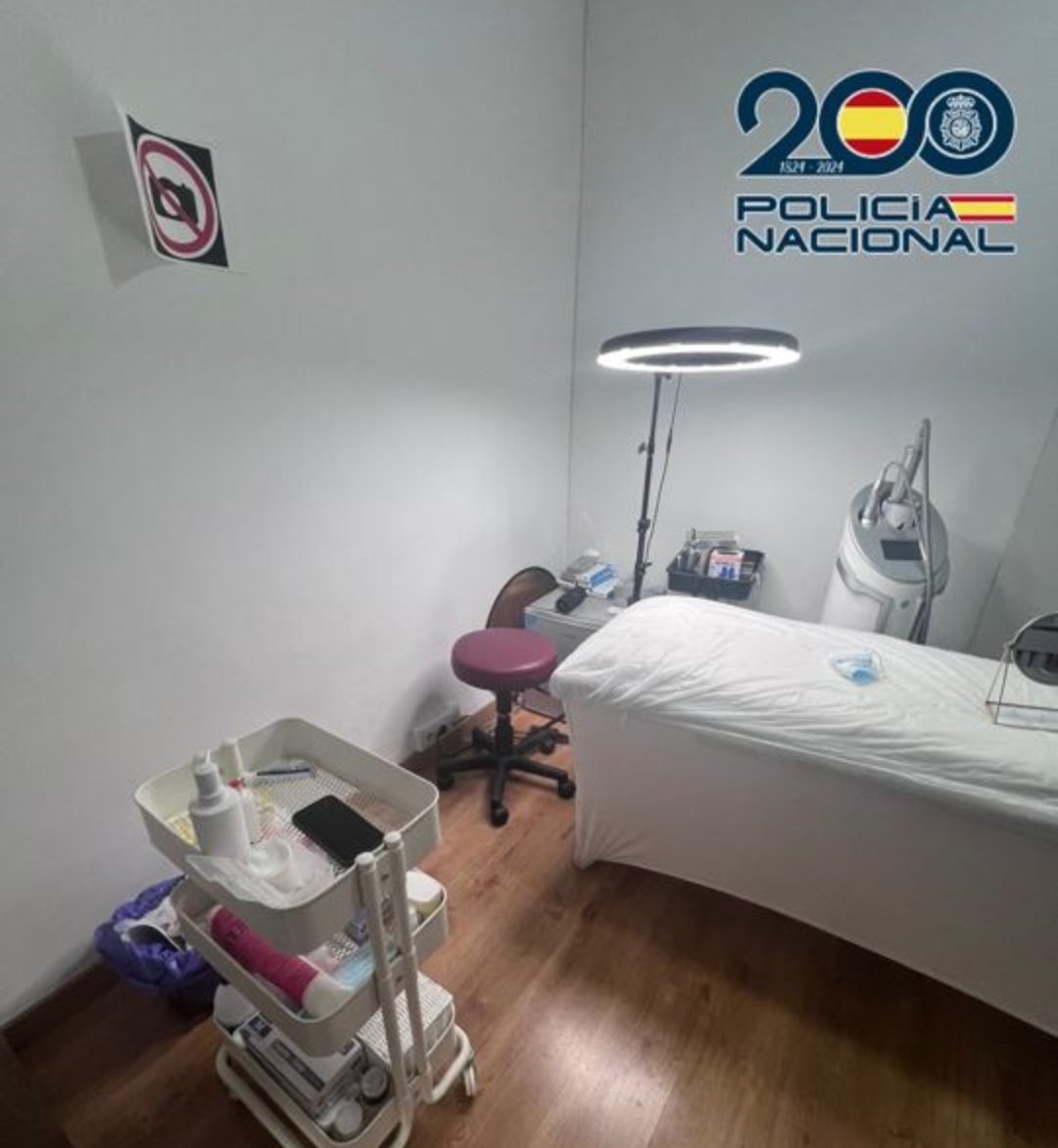 AlertaZeta's tweet image. En #Granada un centro #clandestino de estética realizaba aumentos de labios sin control sanitario