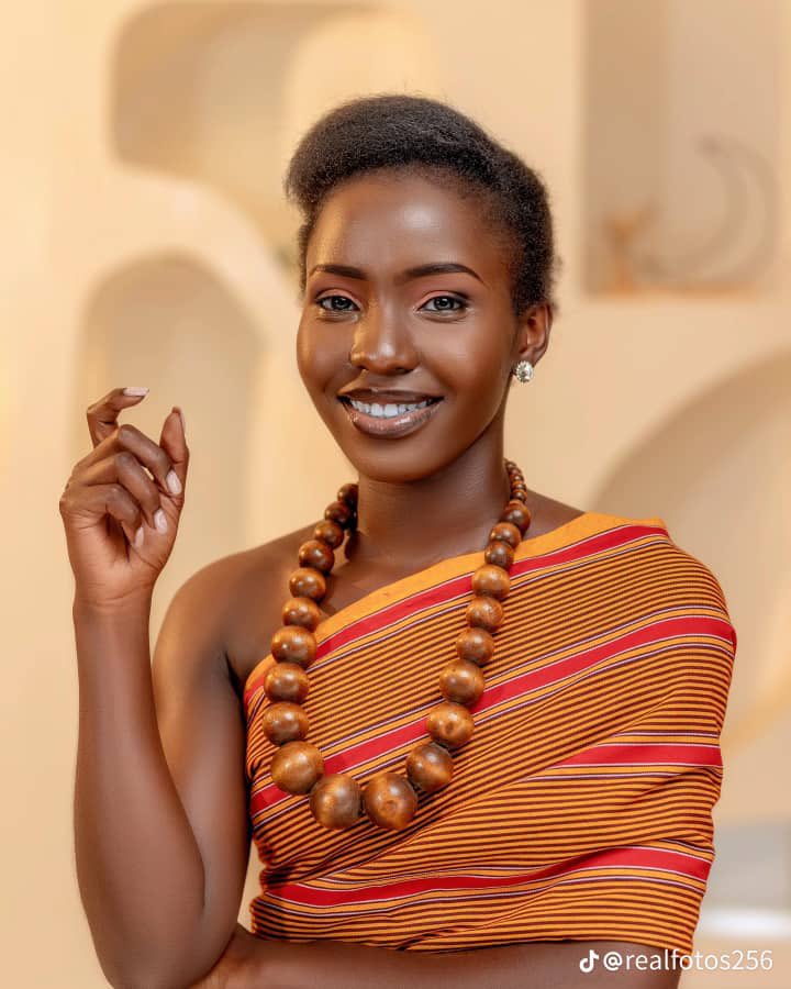 DaisyNiwamanya's tweet photo. Queen D 👑 | Hawks Eye Lodge Ambassador 🌊
Wishing you a blessed new month!
May it be filled with peace, progress & golden vibes ✨
#NewMonthBlessings #QueenD #HawksEyeLodge https://t.co/xqzf1gqZhJ