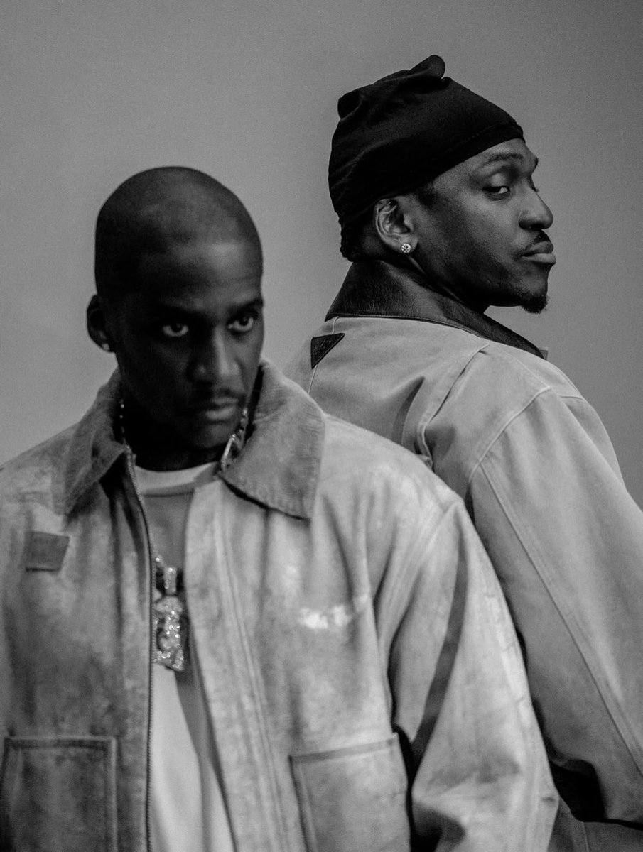 HH_ON_TOP's tweet image. What do you mean "Not album of the year" ?

#Clipse😎 #PushaT #Malice #LetGodSortEmOut