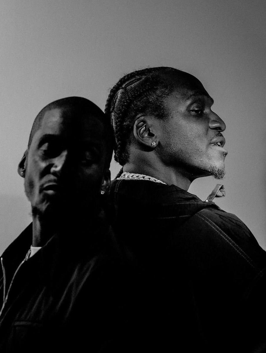 HH_ON_TOP's tweet image. What do you mean "Not album of the year" ?

#Clipse😎 #PushaT #Malice #LetGodSortEmOut