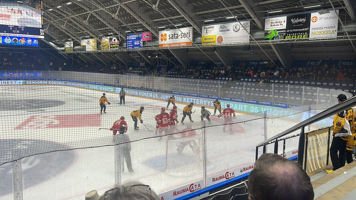 Kiekkokausi käyntiin. #SaiPa - #VaasanSport.