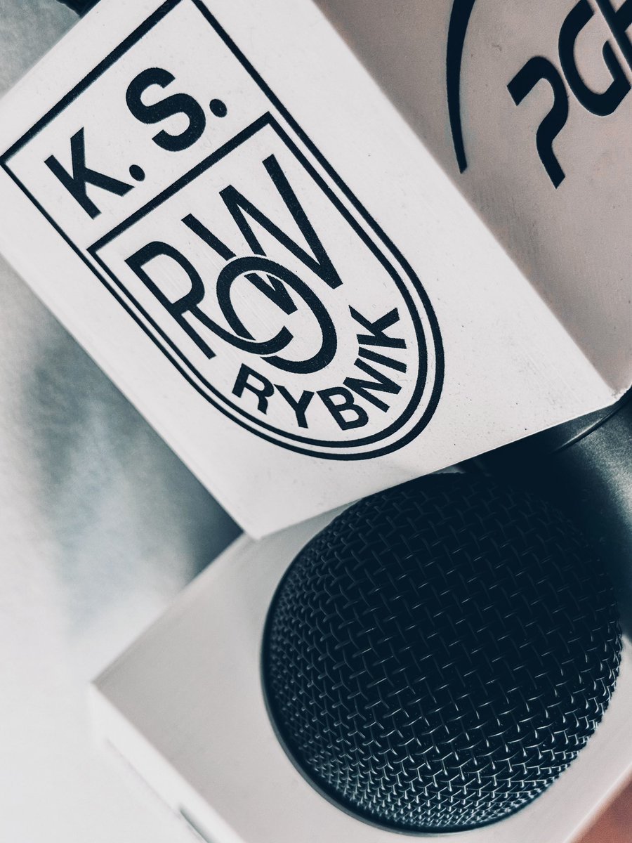Przypominamy, że dziś po treningu (godz. 17:00) 🕔 widzimy się pod trybuną krytą 😎❗️

O 19:00 startuje spotkanie z kibicami 👊 Będzie z nami Maksym Drabik, Rohan Tungate, trener Piotr Żyto i prezes Krzysztof Mrozek.

#ROWRybnik #YNOROW #INNPRO #PGEEkstraliga #speedway