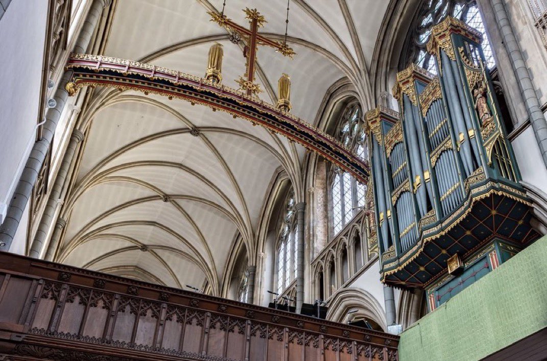 Sung Mass begins at 10.30am this Sunday. 

Heavenly music will fill our beautiful building as we break bread and lift the cup of salvation.

We’re just off Oxford Street, near Marble Arch. W1H 7AH. Everyone is welcome!