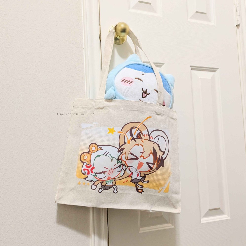 ✨💥✨#autofister

Totebags for sale this weekend at Booth 429 at #anirevo2025 c: 

(hachiware not included!!!)