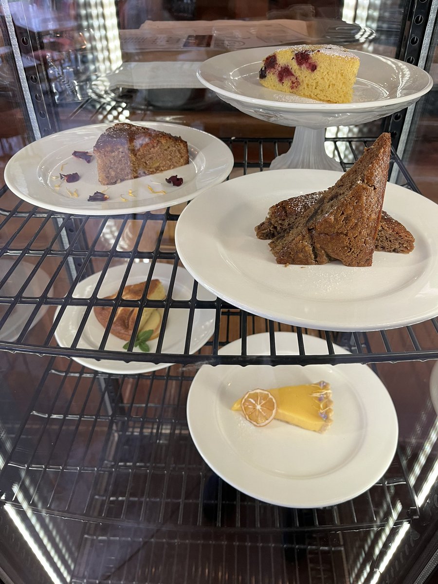 Cakes made today! 
Lemon lime tart
Banana cake - GF + Egg free
Vanilla Berry cake - GF + DF
Spiced fig &amp; date cake with butterscotch sce
Pa’s pear &amp; apple cake - GF &amp; DF

#mountbuninyongwinery
#buninyong
#ballarat 
#ballaratfood 
#visitballarat 
#ballaratlife 
#VisitVictoria