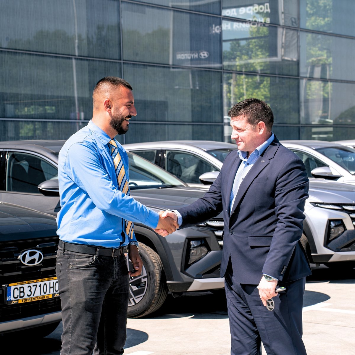 TopRentACar's tweet photo. Fresh wheels! 🚗 Our fleet grows with the brand-new 2025 Hyundai Tucson 4x4 &amp; Hyundai i20 – modern, reliable &amp; fully equipped.🆕 From city drives to family trips, they’re ready for every journey. Book now &amp; be among the first to try them! 🙌 https://t.co/9Pph2j52Eh