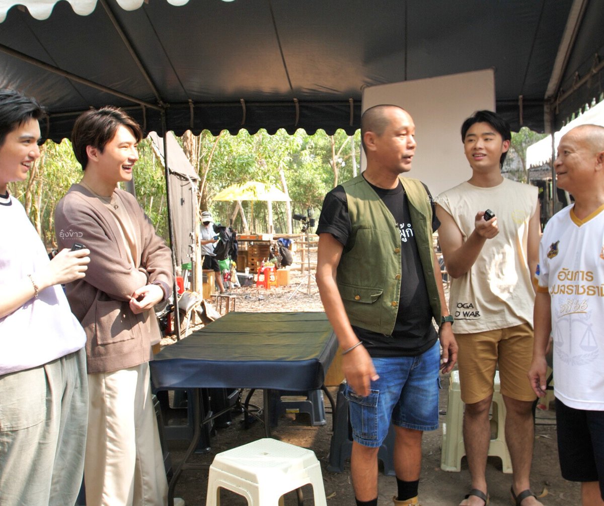 TF_Films's tweet photo. เตรียมไปบุกเบื้องหลังกองถ่ายภาพยนตร์ "นากรักมาก...ม๊ากมาก" ผลงานการกำกับภาพยนตร์เรื่องแรกของ "โหน่ง ชะชะช่า" และบวกความฮาไปกับ "หม่ำ จ๊กมก" และ "เท่ง เถิดเทิง" การกลับมารวมตัวกันครั้งนี้ของแก๊ง 3 ช่า จะเป็นยังไงห้ามพลาดชมในรายการ "ยุ้งข้าวพาเพลิน" นะคะ

วันศุกร์ที่ 1 สิงหาคม 2568 เวลา 19.00 น.
ทาง Youtube : ยุ้งข้าวเรคคอร์ด เท่านั้น

https://t.co/T6mYQlBoRX

สามารถรับชมภาพยนตร์ "นากรักมาก...ม๊ากมาก" ได้แล้ววันนี้ในโรงภาพยนตร์

#คริสพีรวัส #ญดานริลญา #นากรักมากม๊ากมาก
#หม่ำจ๊กมก #เท่งเถิดเทิง #โหน่งชะชะช่า #แก๊ง3ช่า
#ฟอร์มชลพิพรรธน์ #ซันวงศธร #ยุ้งข้าวเรคคอร์ด