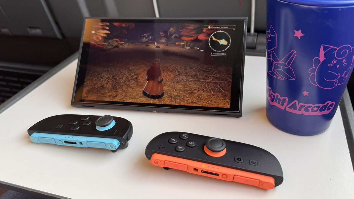 This week’s travel game is Romancing SaGa 2. Immediately purchased the upgrade pack as this was one of my fav RPGs last year. I’m starting completely fresh. 1080p handheld, smooth animations and fantastic combat. The opening hour just flew by without thinking! #NintendoSwitch2