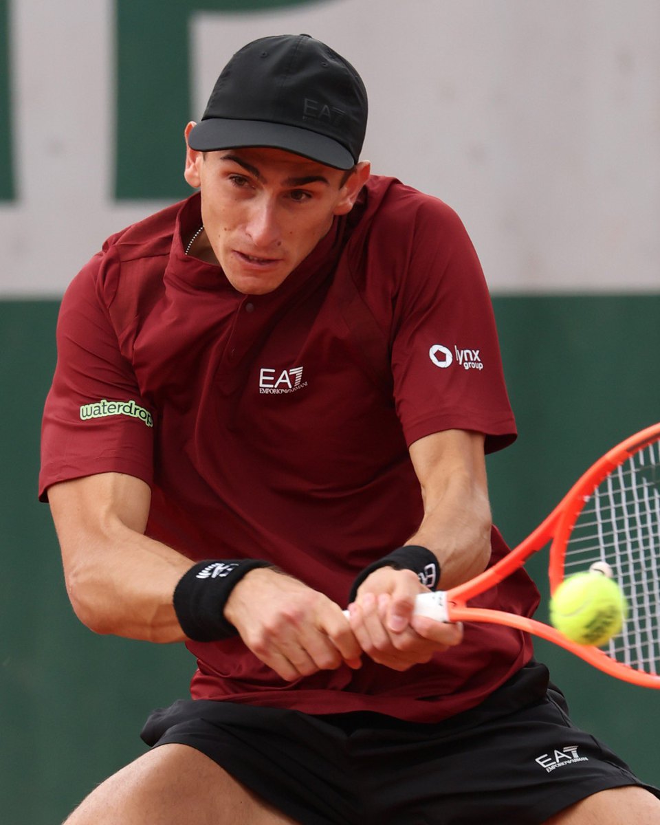 La generosità di Matteo non basta contro Alexander Zverev,  a Toronto vince il tedesco 6-7, 6-3, 6-2 🇨🇦