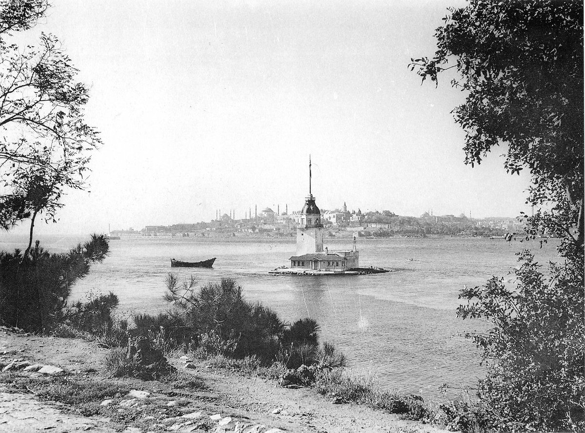 Salacak'tan Kız Kulesi  ve Tarihi Yarımada...
📅1954–1960