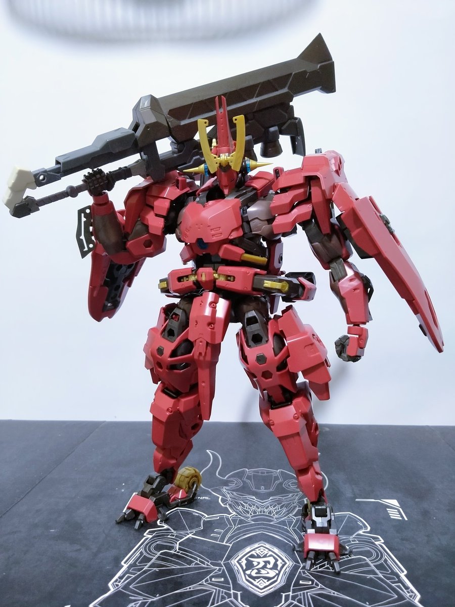 Rezal99220151's tweet image. new weapon for tohru..
i wonder which governor will fit for tohru? monoceros has the same theme but cant fit in there 

#hexagear #framearms