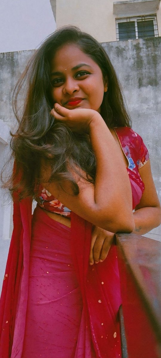 insta_modelz's tweet image. #Meghna 💗😻 

#sreeleela #kritisanon #krithishetty #keerthysuresh #mrunalthakur #meenakshichaudhary #saipallavi #rashmika #rashmikamandanna #samantha #poojahegde #tamannaah #kayadulohar #rukmini #kiaraadvani #malavikamohanan #rachithamahalakshmi #priyankamohan #niddhiagerwal