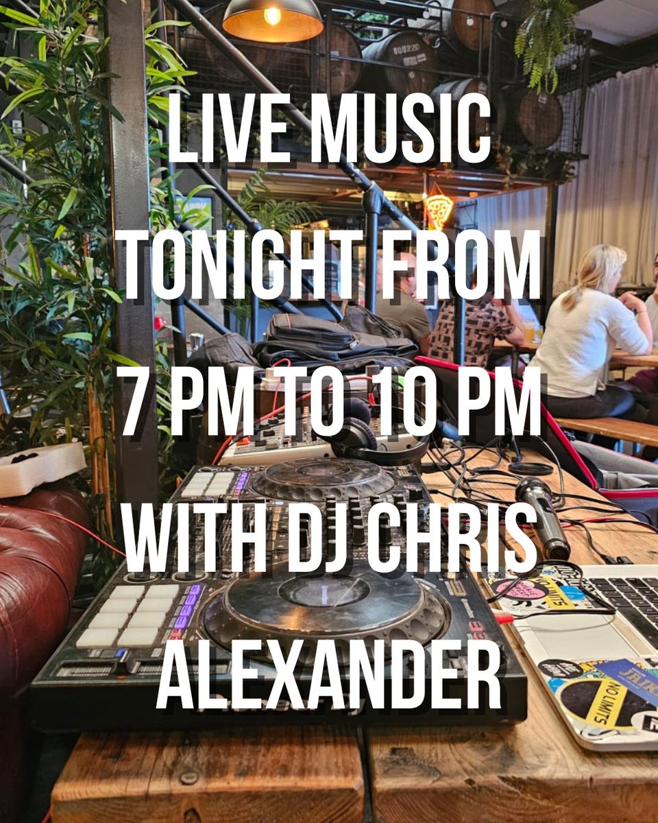 Start your weekend with great beer and even better music 🎶 Join us tonight for an evening of live music from 7 PM to 10 PM with DJ Chris Alexander. Expect an uplifting blend of soulful sounds with a twist, the perfect backdrop to your Friday pints.